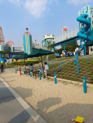 -季高兔窝窝亲子园(上海薰衣草公园店)