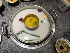 -江小渔鲜鱼火锅(应天西路店)