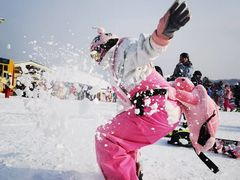 -亚布力新体委滑雪场