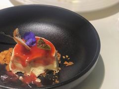 意大利香草奶冻配鲜草莓酱-K·Kitchen KK牛扒厨房(江南西店)