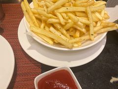 -WOLFGANG PUCK KITCHEN & BAR(迪士尼小镇店)