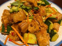 油条拍黄瓜-觅山云南菜(泊富ICITY店)