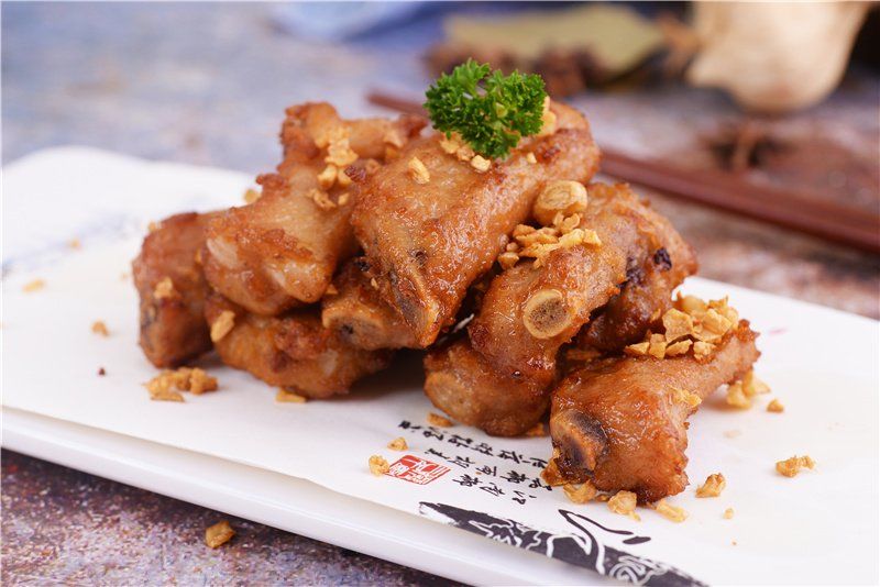 家常菜蒜香排骨