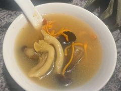 -彩云天云南餐厅