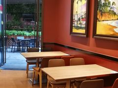 用餐区-The Habit Burger Grill 哈比特汉堡(爱琴海店)