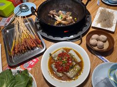-茸梅路右拐龙虾-农家菜(松江店)
