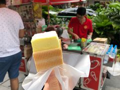 -詹爷爷乌节路街头冰淇淋