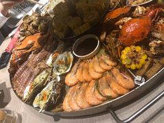 皮皮虾-日进一片海.生腌海鲜火锅.宵夜烧烤(三里屯总店)
