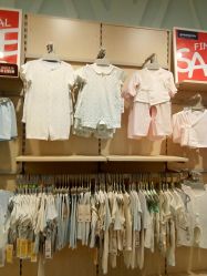 -乐友孕婴童(刘家窑店)