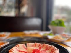 -唯成•韩国炭火烤肉 유성고기