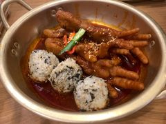 挑战辣鸡爪-WOW LUCKY创意韩料(龙阳广场店)