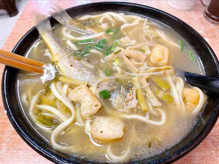 宁海海鲜面(大梁街店)-"四川人开的海鳑鲜面馆,早有耳闻,这次特地.