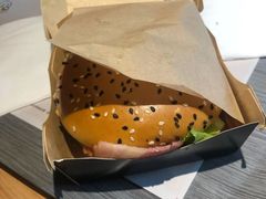 芝士安格斯厚牛堡-麦当劳(普陀香溢花城店)