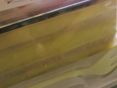 -华荣西饼(列东店)