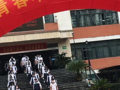 -武汉二中广雅中学-初中部