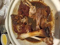 -老码头黑皮肘子锅包肉(赣水路店)