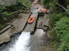 -藏龙百瀑漂流