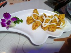 咖喱雪花肉排-忘忧草融合私房菜(红鼎国际店)