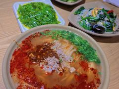 猪肘汤面-亮亮拉面(师范路店)