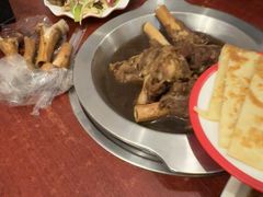 -聚首堂·特色小吃·肘子(什刹海德胜门店)