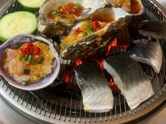 -围炉肉舍•炭烤活鳗•丹东海鲜烤肉(步行街店)