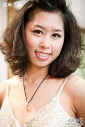 金色的，漂亮是漂亮，有点显我黑哈-喜喜婚纱HAPPINESS STUDIO奢定馆(海淀体验馆)