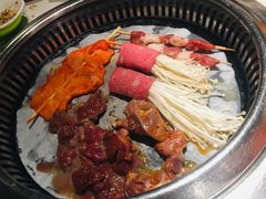 -锅儿欢海鲜火锅烤肉自助餐(东港凯虹店)