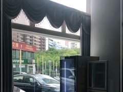 -一兆韦德健身(慧芝湖店)