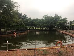 -侯臣咖啡文化村