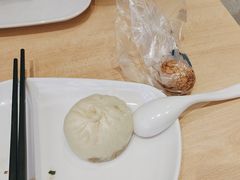 -李与白包子铺(桐梓林店)