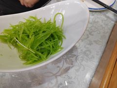 -六和聚传统烤鸭.天津菜(和平店)