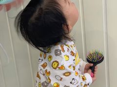 -龙格亲子游泳俱乐部(泊富中心)