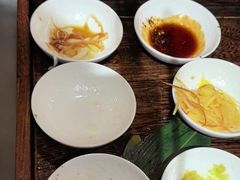 -围炉肉舍丹东海鲜烤肉·烤活鳗(步行街店)