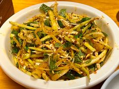 -SHAN山(前滩太古里店)