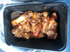 辛辣猪蹄-贤花饭店(凯德店)