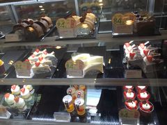 面包甜点陈列柜-85度C(上海广元店)