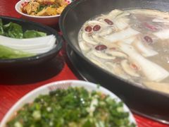 -谭鸭血老火锅·匠心(环球港旗舰店)