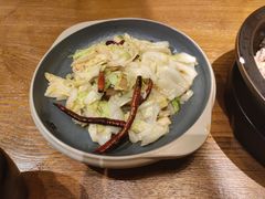 -云海肴·汽锅鸡·云南菜(天山百盛优客店)