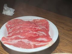 -三人行·骨头王鲜鸡自助火锅(徐汇店)