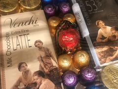 -VENCHI 闻绮(北京国贸商城店)