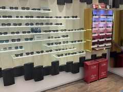 -博士眼镜·President总统(宝安海雅缤纷城店)