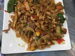 -覃记海鲜美食餐厅