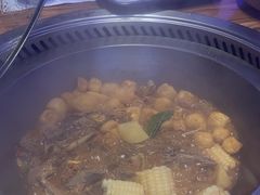 -山河屯铁锅炖·非遗铁锅炖(华强北店)