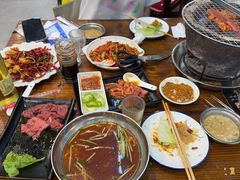 -韩风烤牛肉冷面店