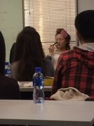 -上海彩妆秀摄影设计有限公司