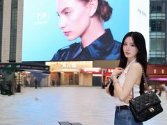 -观音桥步行街