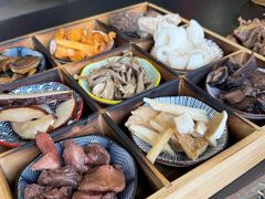 -野菌皇海景野生菌火锅(滨海大道店)