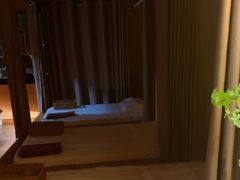 -泰·菩提树下[泰式按摩x精油SPAx肩颈头疗](新景店)