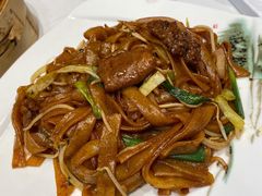 干炒牛河-稻香酒家·34年老字号·港式粤菜(汉街店)