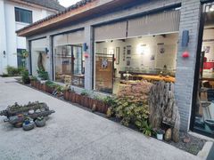 -芦茨金富饭庄·25年老字号·专做稻草鸡